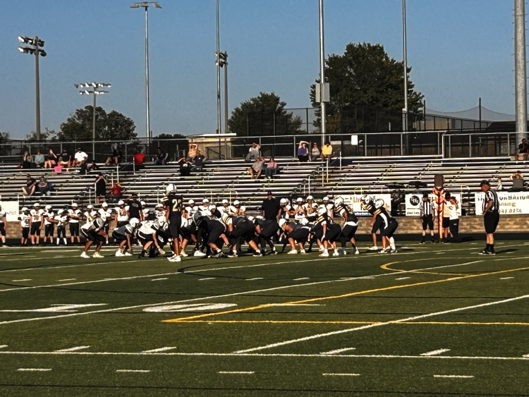 CMSGoBlue's tweet photo. Another W for the CMS football team. Go big blue! 💙💛 https://t.co/0Qu0ck0kkU