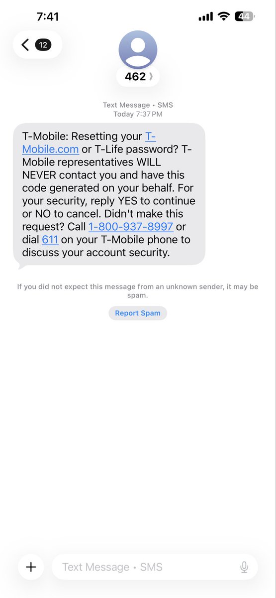 inFAMOUZ_E's tweet photo. Is this text real? @TMobile @TMobileHelp https://t.co/gcrC85ydtY