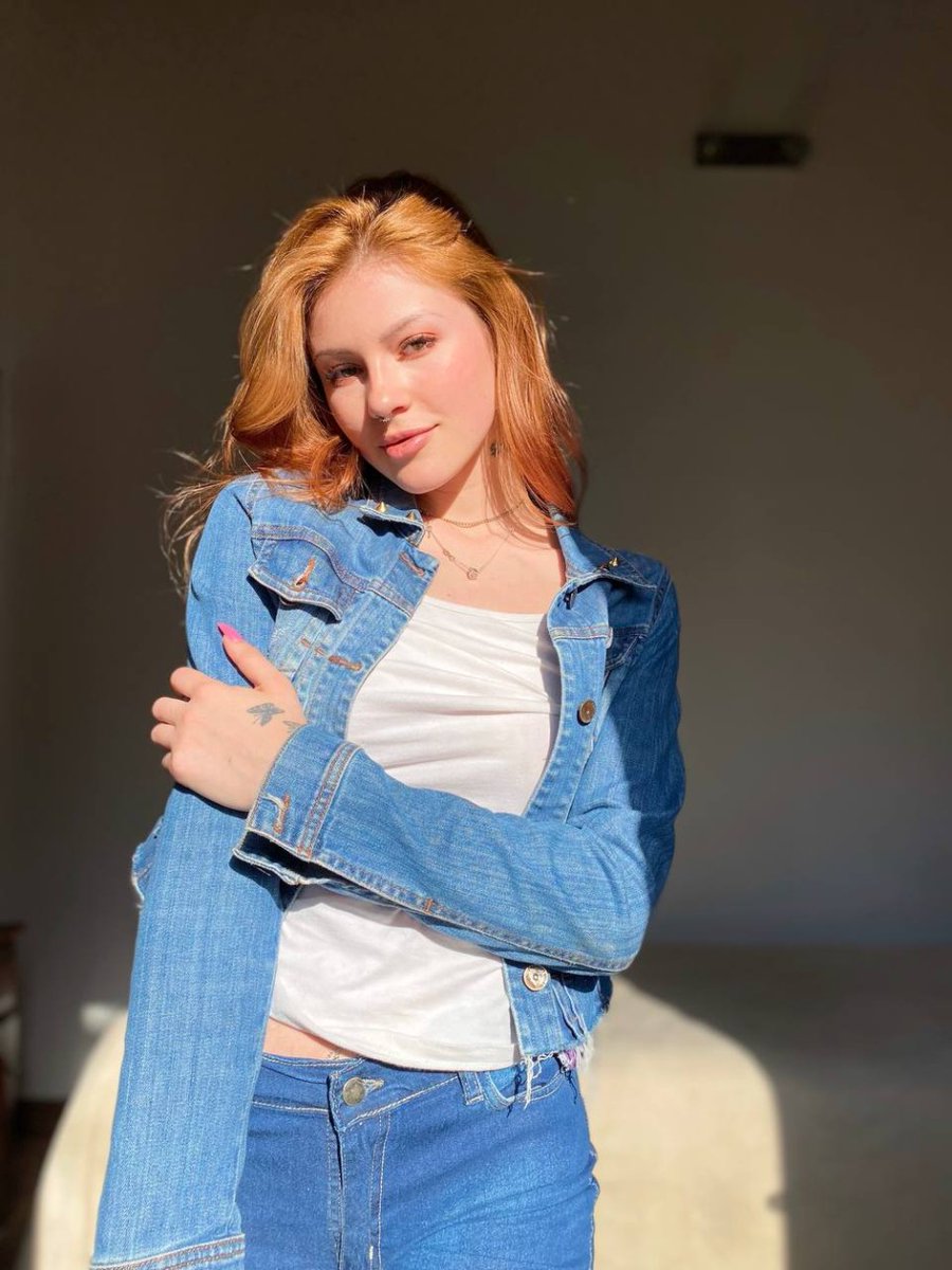 TalbottBro11750's tweet photo. I dare you to take this denim off me https://t.co/oHZfIzBSgl