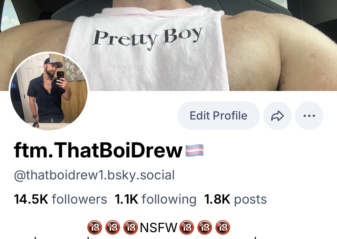 ThatBoiDrew1's tweet photo. They having lots of fun over on my Bluesky 😮‍💨😮‍��😏😏

#ftm #transgender #nsfw #ftmporn #transporn #amateurporn https://t.co/hcxixL1cvw