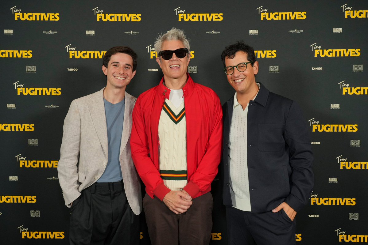 Tinyfugitives's tweet photo. Big night and lots of love for these tiny fugitives at last night's @thegrovela event! Experience them on the big screen starting this Friday! Get tickets now. https://t.co/2OeckEHjUa
￼
 📸 Jordan Strauss, January Images https://t.co/y694ibu19p
