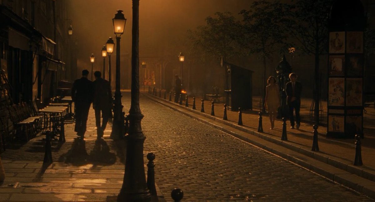 Vvidelon's tweet photo. Midnight in Paris.. https://t.co/BtOCn4MHLD