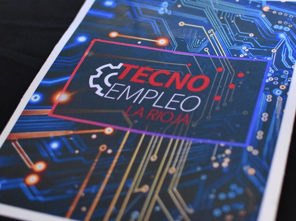 hugo_vera_'s tweet photo. Acompañamos a @BeatrizTello4 y @SecEmpleoLR en el Encuentro Provincial de #TecnoEmpleo, junto a @JuanLunaCorzo @nataliaalbarezg y autoridades.

Presentamos además el #PlanEstratégico de #Ciencia y #Tecnología, una hoja de ruta para vincular conocimiento, tecnología y desarrollo. https://t.co/zqpmTjU49M