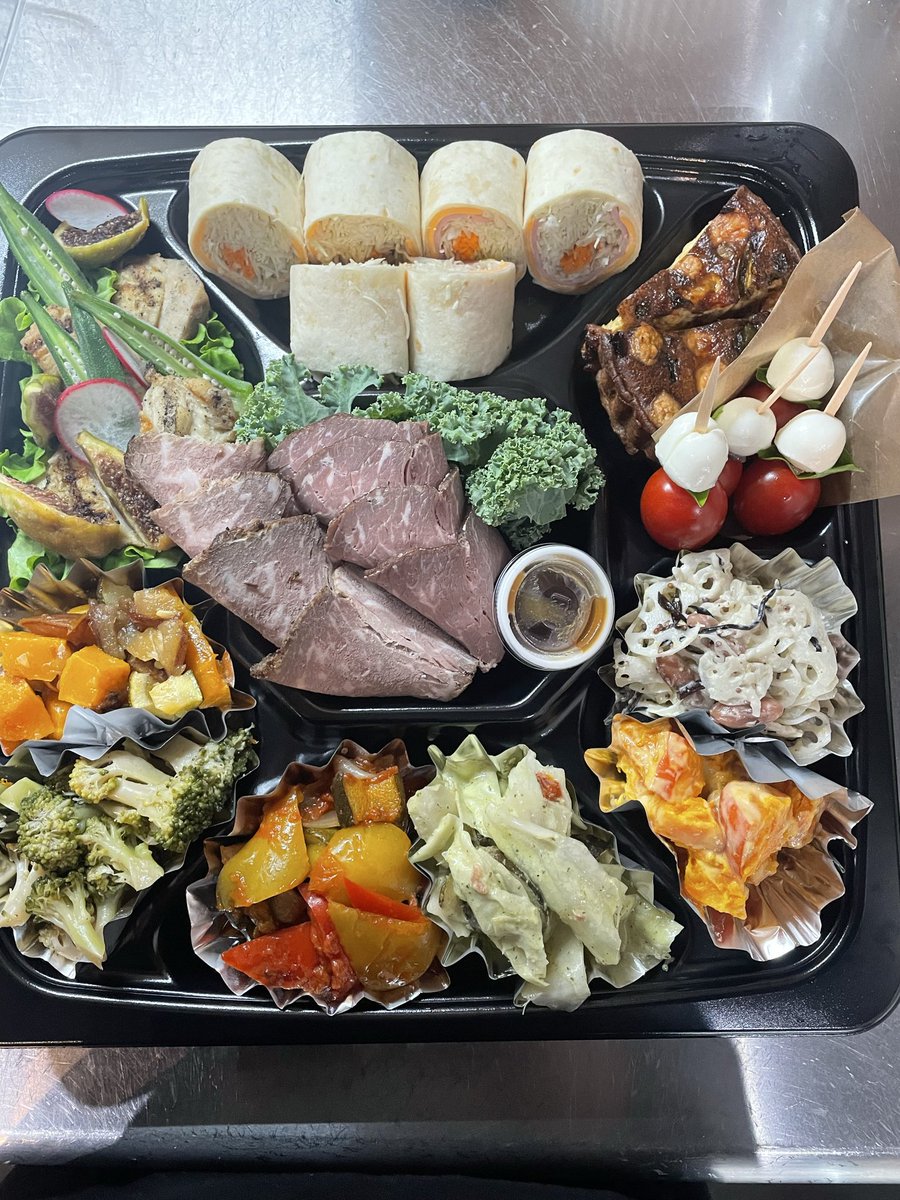 SaludVege's tweet photo. おはようございます
9/17(木)
１０時Open
身体に優しいデリカ取り揃えてお待ちしてます
シルバーウィークのオードブル　21.22日後少し🤏準備可能🉑
☎️0761275811迄
ご予約お待ちしてます
#小松市ランチ　#小松市テイクアウト　#サルーベジ https://t.co/0ewTZVzpAi