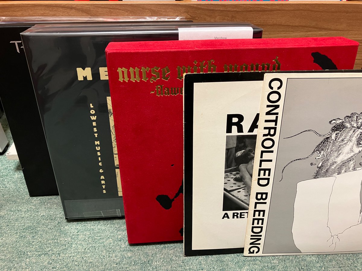 newwave_record's tweet photo. 本日より11連勤スタートです🥲
インスタに上げましたが、昨日地元のスパ銭で6時間過ごし、汗をかいてリフレッシュしました
ただスパ銭入店前より体重が増えたのが納得いきません
【入荷情報】Controlled Bleeding, Ramleh, NWW, Merzbow, Insane Box等..んー..
Bauhaus店主はさらに遠のいて12:00開店！ https://t.co/8qShvdCB6Z