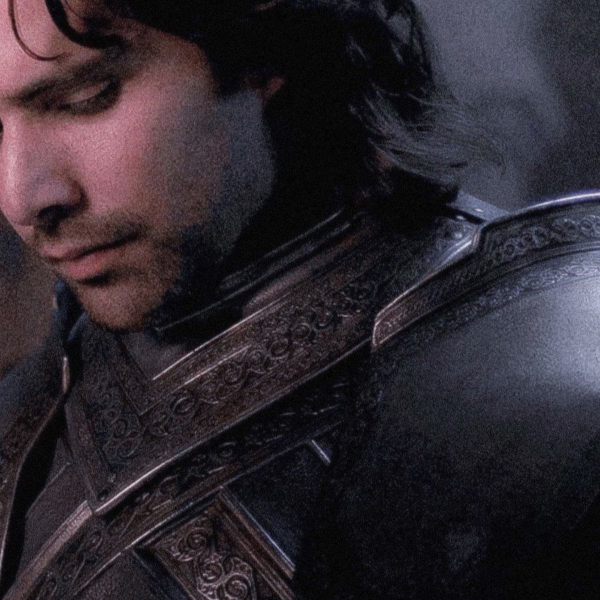 CristonCrave's tweet photo. black armor 🤤 https://t.co/ZN6NOcqt35