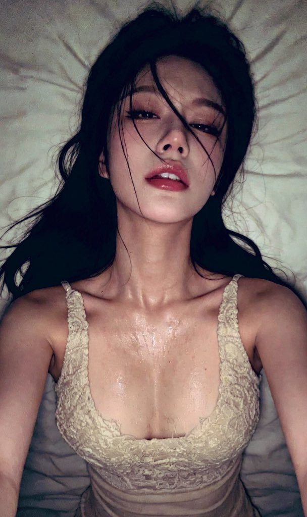 kokomeister's tweet photo. 沉浸式代入女主角第一视角来体验啦 https://t.co/qSr5nkLJcK