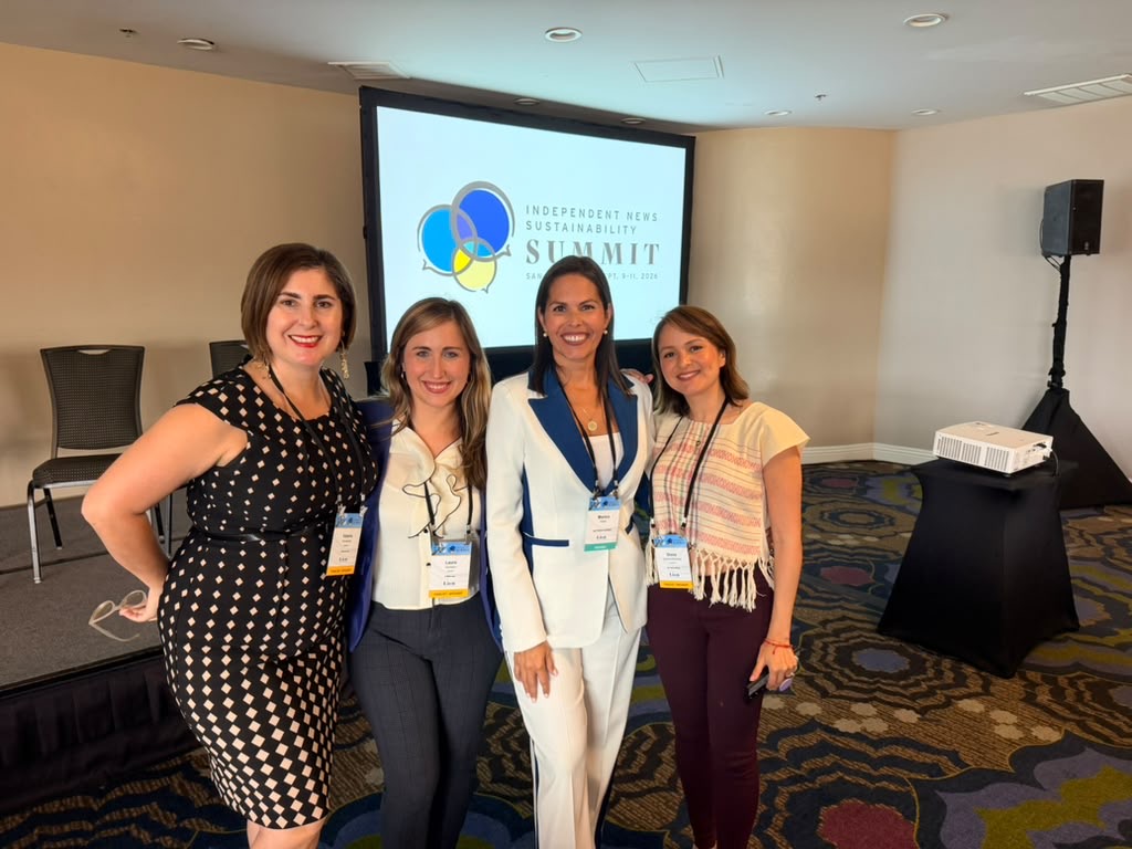 Altavoz_Lab's tweet photo. At LION Summit in San Diego, Altavoz Lab’s Valeria Fernández joined Mónica Pirela, Laura M. Quintero Rodríguez and Diana Oliveros Martínez for a conversation on community-centered immigration reporting.

As Laura shared: “We don’t just cover subjects. We build relationships.” https://t.co/rwAjroxCVJ