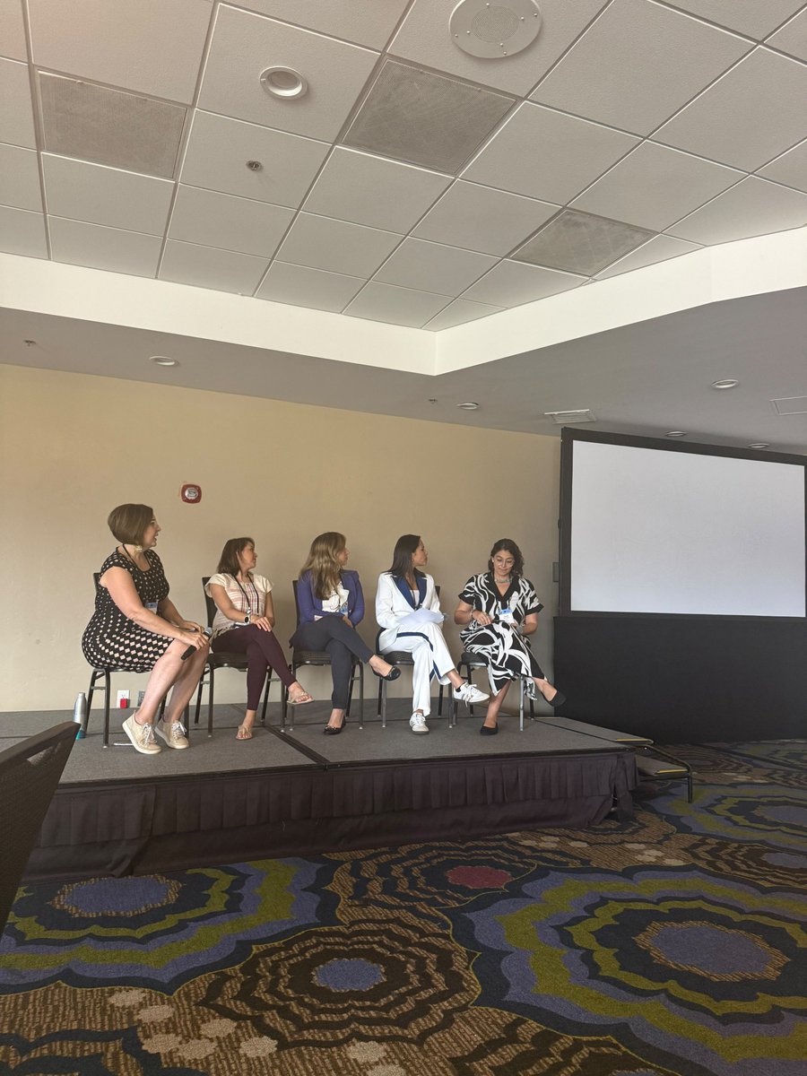 Altavoz_Lab's tweet photo. At LION Summit in San Diego, Altavoz Lab’s Valeria Fernández joined Mónica Pirela, Laura M. Quintero Rodríguez and Diana Oliveros Martínez for a conversation on community-centered immigration reporting.

As Laura shared: “We don’t just cover subjects. We build relationships.” https://t.co/rwAjroxCVJ