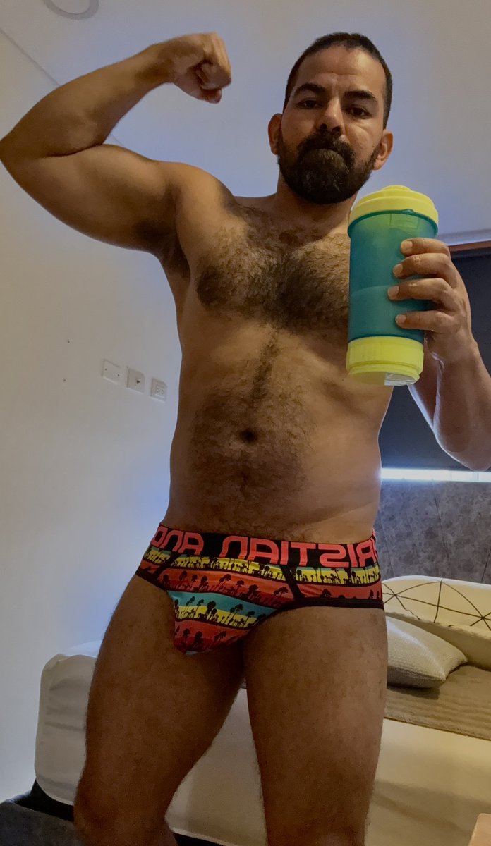 Ejhose's tweet photo. Your protein is here, come/cum. https://t.co/VYRE44AtTj