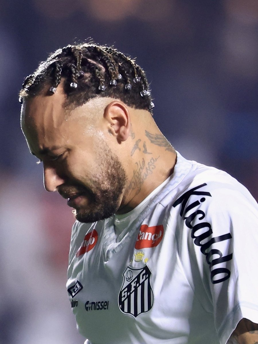 Arcebispo13's tweet photo. CHUPA AI @neymarjr https://t.co/UiITsVqLfY
