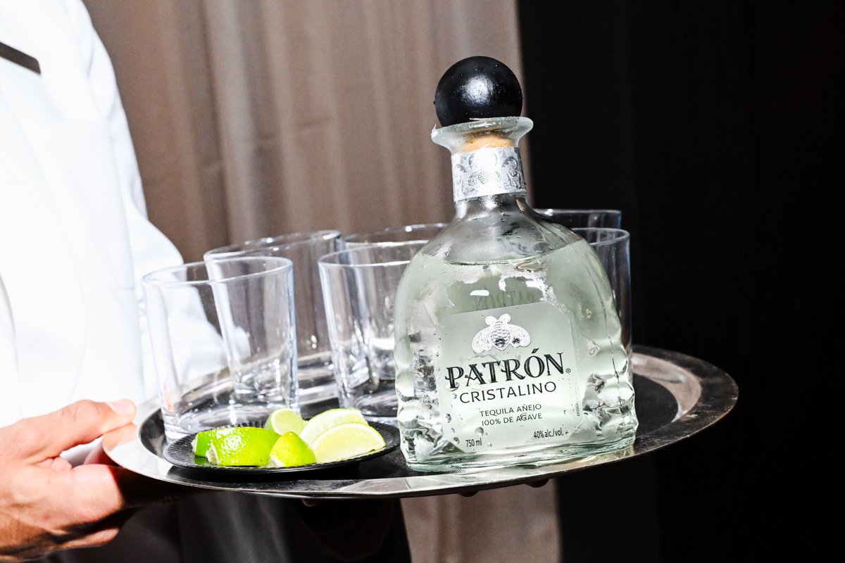 goldenglobes's tweet photo. #sponsored A special thank you to @Patron for celebrating the #GoldenGlobes with us in Toronto during our party at TIFF 💛

Must be 21+ to enjoy. Please drink responsibly.

📸 Katie Flores https://t.co/5yVS4r173i
