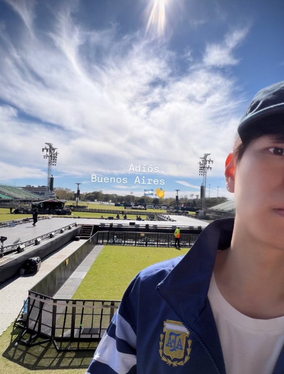 hyunjinontoppp's tweet photo. SERGIO SIEMPRE SERAS NUESTRO Y QUE LO LLOREN https://t.co/lQRN7bznRu