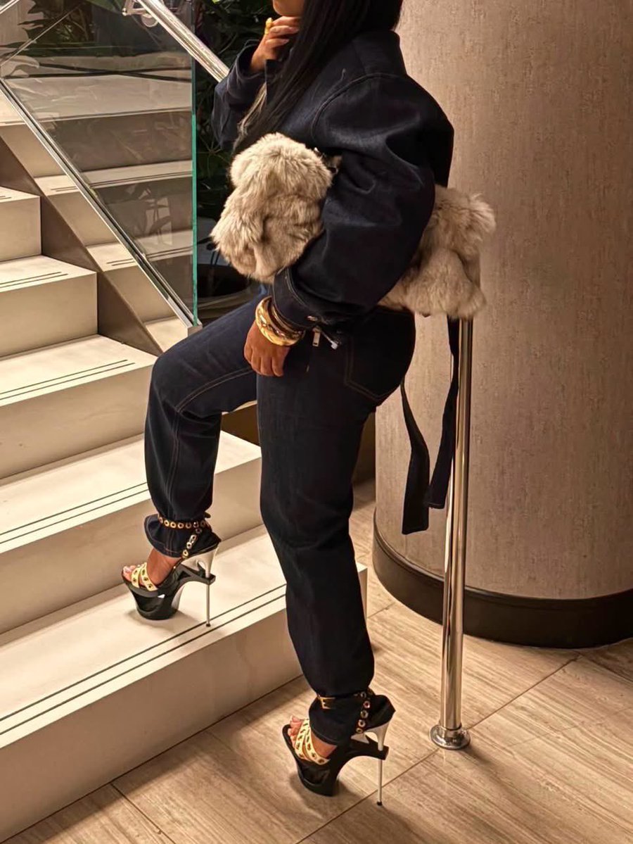 layxsnv tweet picture