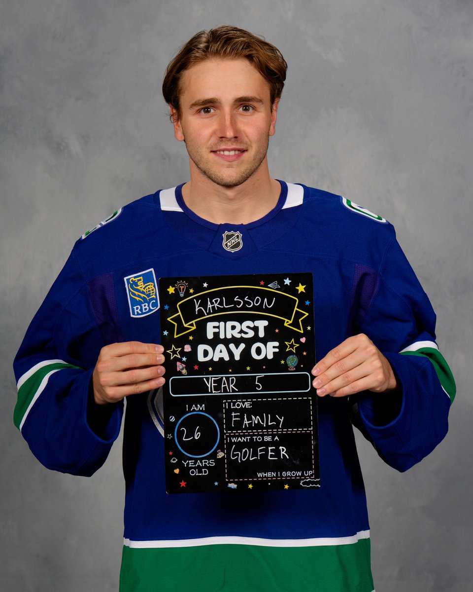 Canucks's tweet photo. @folklore_buck Yes, we do in fact have one of Karly. 😌 https://t.co/XMwBAX2W7S