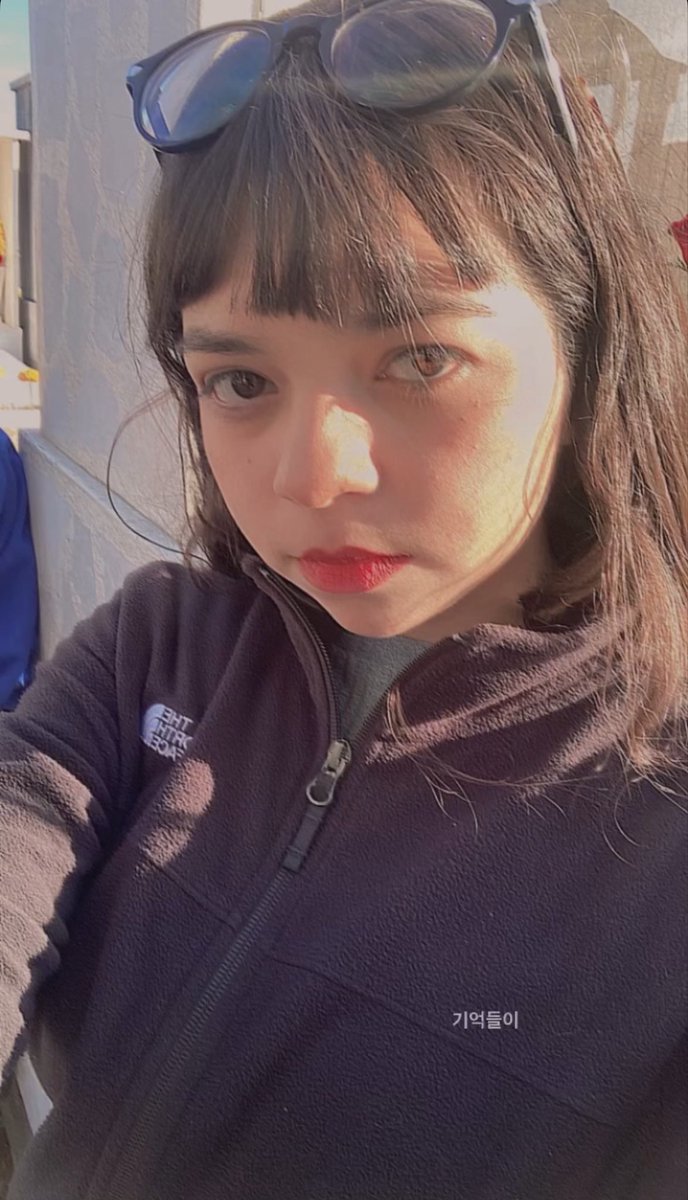 myfriendandeye's tweet photo. just wanted to share some memories with my childhood friend @/marianaseyo 

her name is mariana castañeda born march 24 1999 🥹 we both grew up in monterrey, nuevo león, mexico

we loved connecting thru her instagram @/marian_a_423 and snapchat @/mariana-cast 🩷 so many memories https://t.co/aW8Z0zGHpq