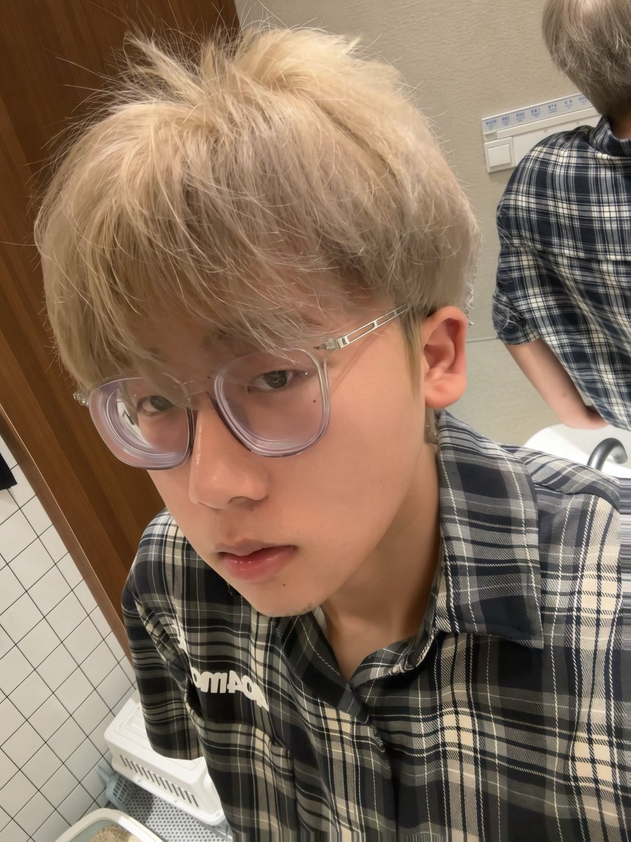 Iceds_0512's tweet photo. 我这么爽的1m 整个长沙还找的到第二个吗 多来一些0s让我尝尝 #长沙 https://t.co/ynlhJWZGkd