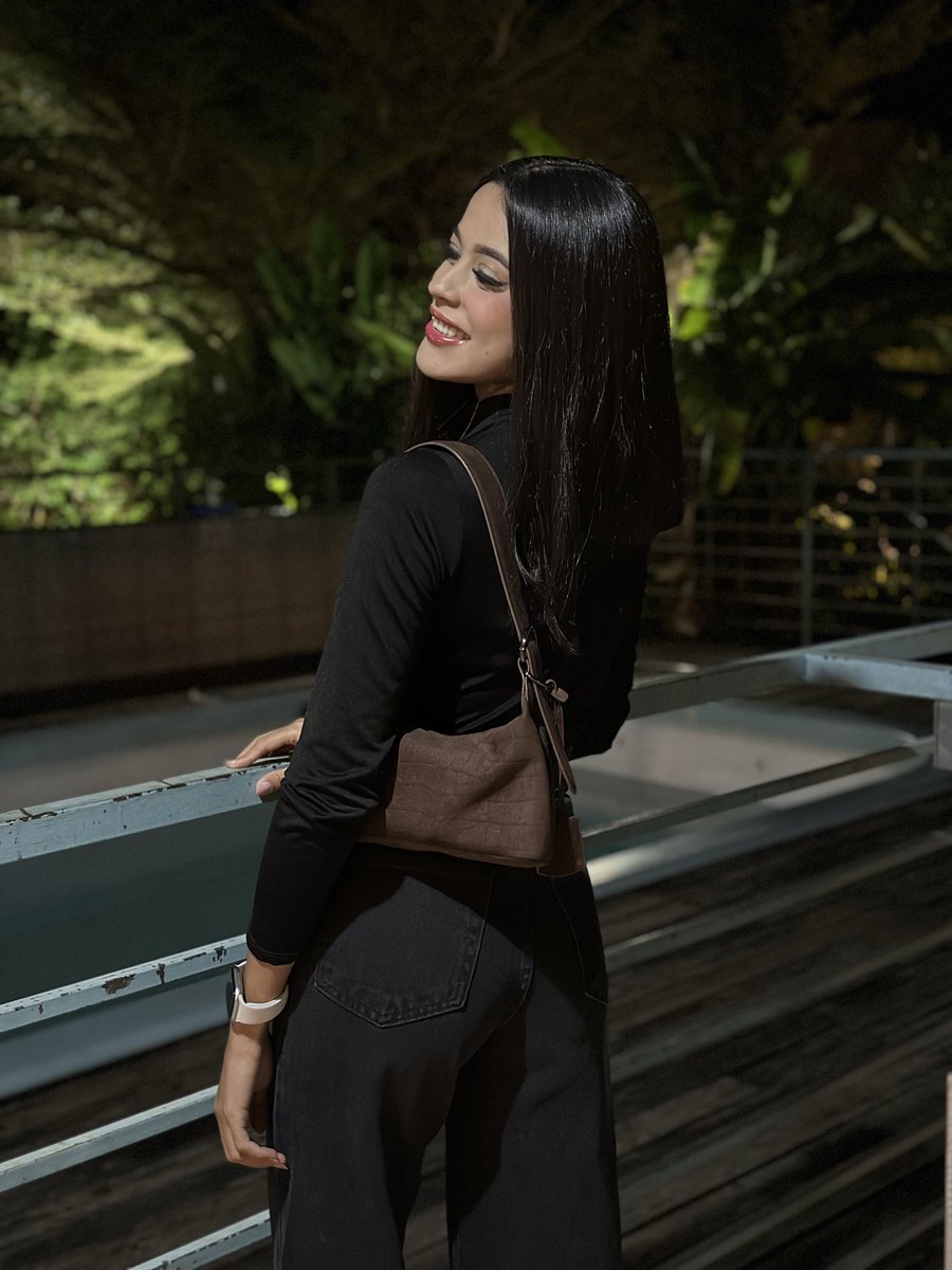 lkaty_c's tweet photo. all black. 🖤 https://t.co/FtYe7Ai2J8