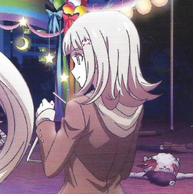 koizumionfilm's tweet photo. chiaki and her triangle😭😭😭 https://t.co/KcstGBz3HF
