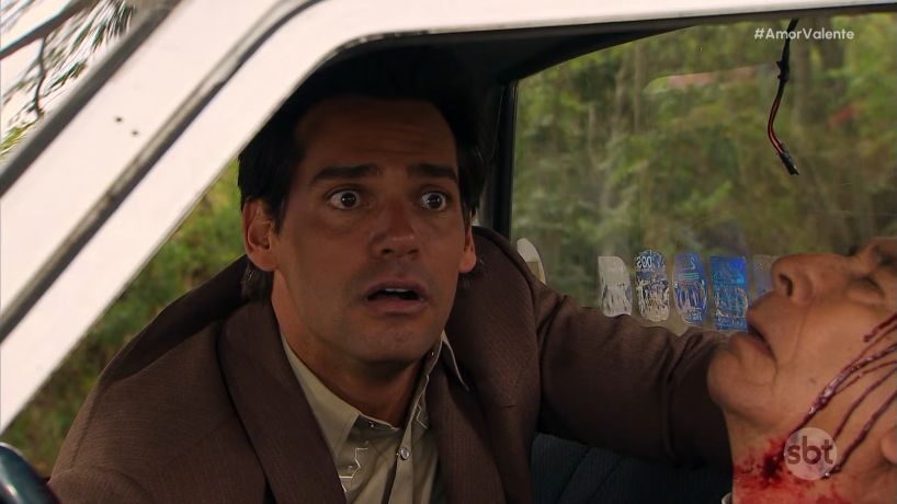 Gus_Novelas's tweet photo. o Daniel tentando fazer a Camila perder o traumaaa 
#AmorValente https://t.co/S8eh92f3vA