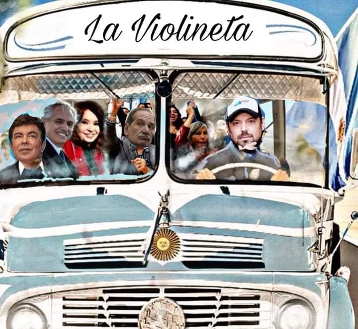 PonGaray's tweet photo. @zurdamalvada Te digo la verdad gorda fracasada, apoyas a un violin como el general Peron, bancas una ideología fundada por un gordo judio que lo mantenía la mujer y que fue domado durante toda la historia,y te la das de feminista siendo que bancas un partido lleno de enfermos violines https://t.co/Mry3jnXzal