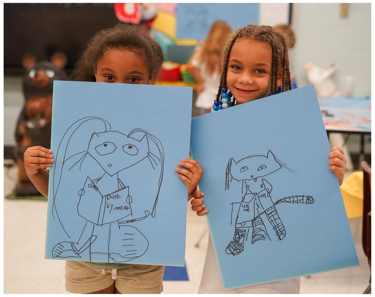 MrsOArtStudio's tweet photo. 🐱 Pete the Cat 🎸 It’s Groovy to Read!📚 
We are loving bringing this beloved book character to life and watching our Little Duke Artists grow, create, and shine along the way!

Just a sneak peek of the sketch…paint next! 💙

#PeteTheCat #ItsGroovyToRead #ArtEd #LittleDukeArtists #vaarted #VALiteracy #VirginiaReads