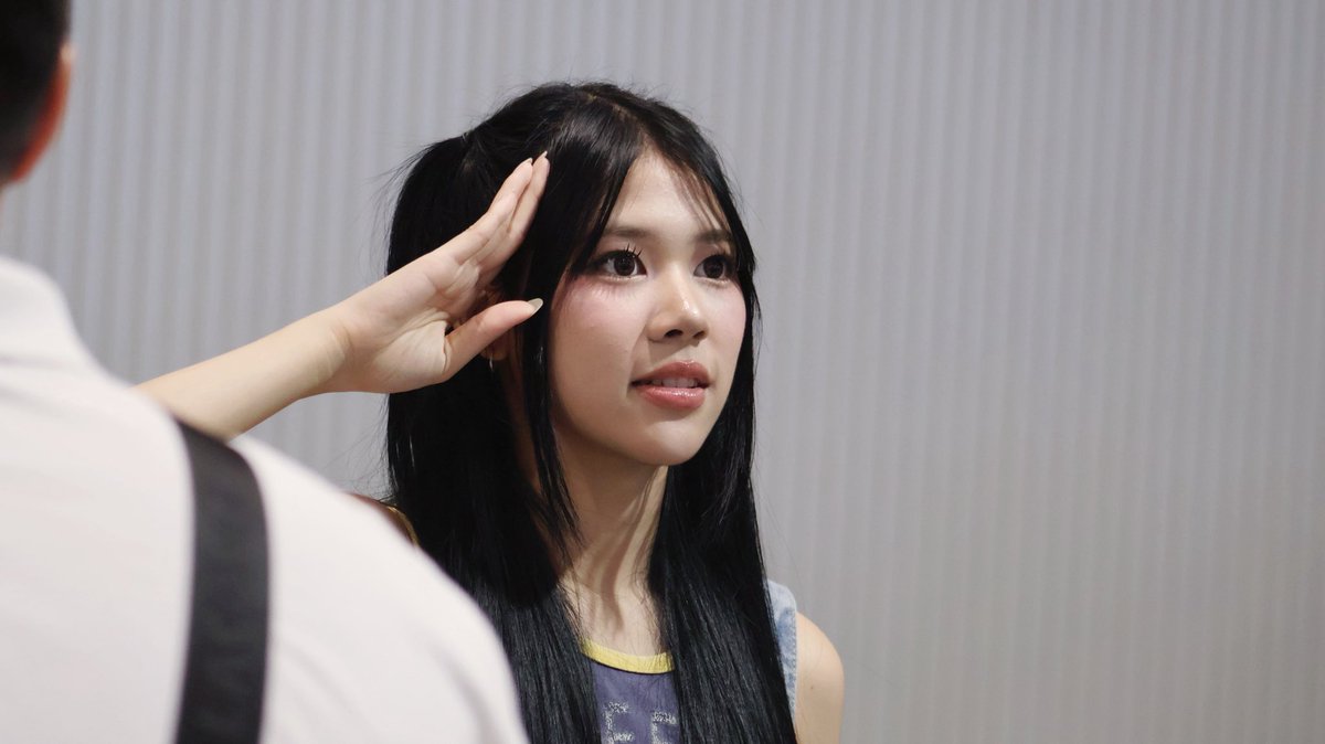 st__2546's tweet photo. สู้ๆนะคนเก่งงง ดูแลสุขภาพด้วยนะคะ มาเติมกำลังใจจากแฟนคลับเร็วววว ถ้าเหนื่อยอย่าลืมทานของหวานหรือไก่ทอดนะ🤭 ✊🏻📦💙🦊
#HeartTextForJow https://t.co/5A9yNqFOK0