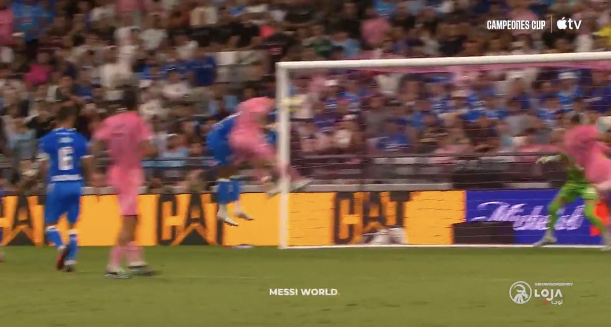 Tobs_fc's tweet photo. 🚨 STAT: Messi has never scored a header goal in a final in his entire career. He just did it at the age of 39. https://t.co/Xfjo23jAKR