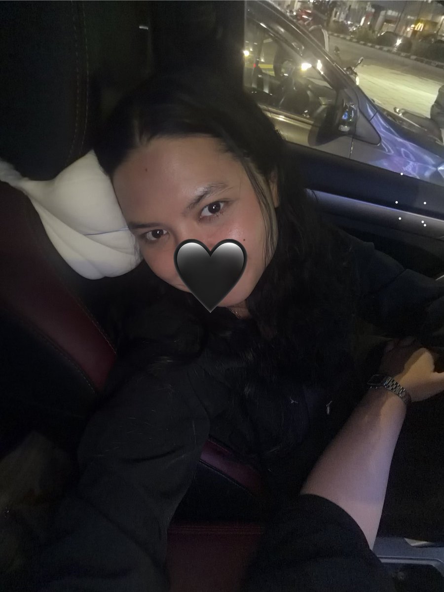 ukiyothings's tweet photo. [QUEER / WLW FRIENDSHIP APPLICATION]

name: thils

age: 25 

orientation: les, femme 

height: 157 cm

occupation: educator

hobby: crocheting, baking and walking

fun fact: my pain tolerance is high af (according to my girl) 

p/s: looking for more queer moots btw! 🦋 https://t.co/Qlg9MjbPwh