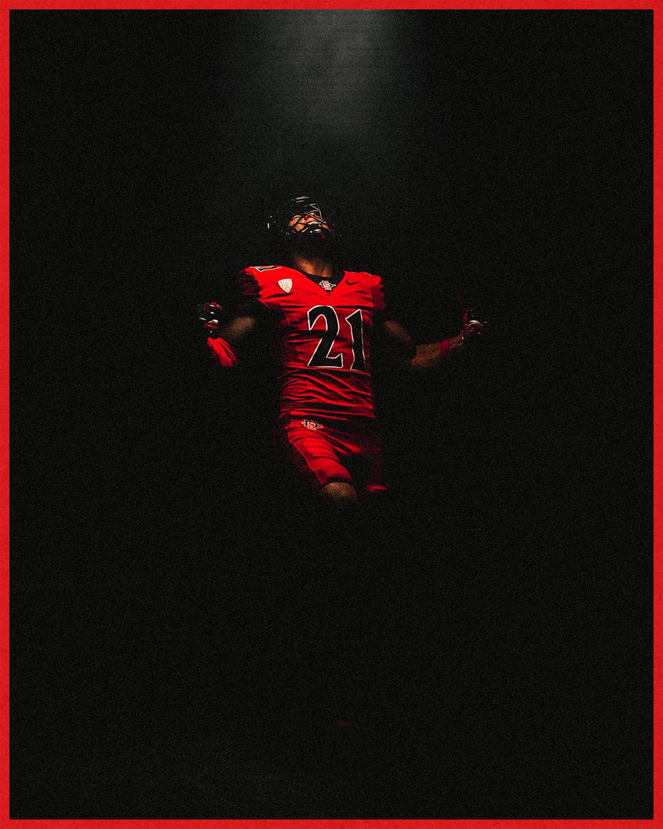 AztecFB's tweet photo. Blood In. Blood Out. 🩸

🔗: https://t.co/yhz8unv1HF

#AgeOfTheJaguar 🐆 x #AztecFAST 🍢 x #BeTheA1pha 🐺 x #TheClimb 📈 https://t.co/Uz6a6ulxyi