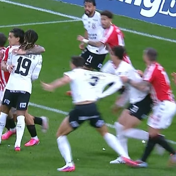 sccpcavalo's tweet photo. O vagabundo não expulsou na ida e não deu pênalti na volta https://t.co/4DyAjIhr6u