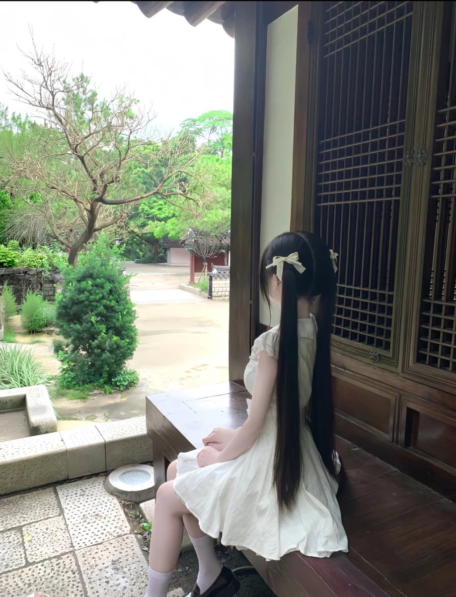 ashley44iv8's tweet photo. 开始上供，有人在意吗！！

有人想锐评一下我的福嘛 🥹   

粉粉嫩嫩

不要🚪赶紧看，我要删了… https://t.co/vbs8WvytZE