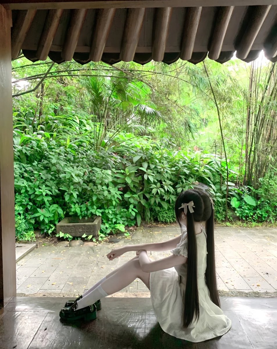 ashley44iv8's tweet photo. 开始上供，有人在意吗！！

有人想锐评一下我的福嘛 🥹   

粉粉嫩嫩

不要🚪赶紧看，我要删了… https://t.co/vbs8WvytZE