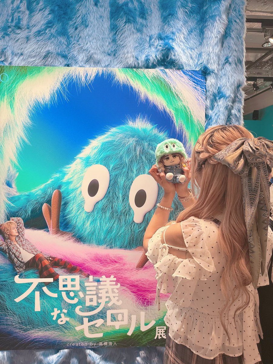 torihiki_abca's tweet photo. お付き合いいただいてセロル展😘サインは無事撮れたんだけだ匂い全然わかんなかったwwwみんな顔突っ込んでるの？自分の鼻悪いんかな😂 https://t.co/tT81wtKpF5