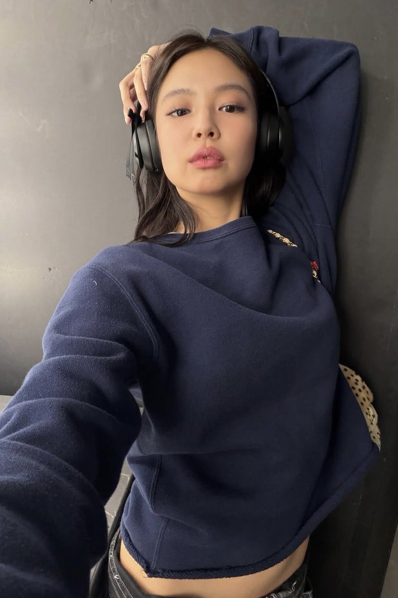 jenniepics's tweet photo. https://t.co/JxXoZimiM4