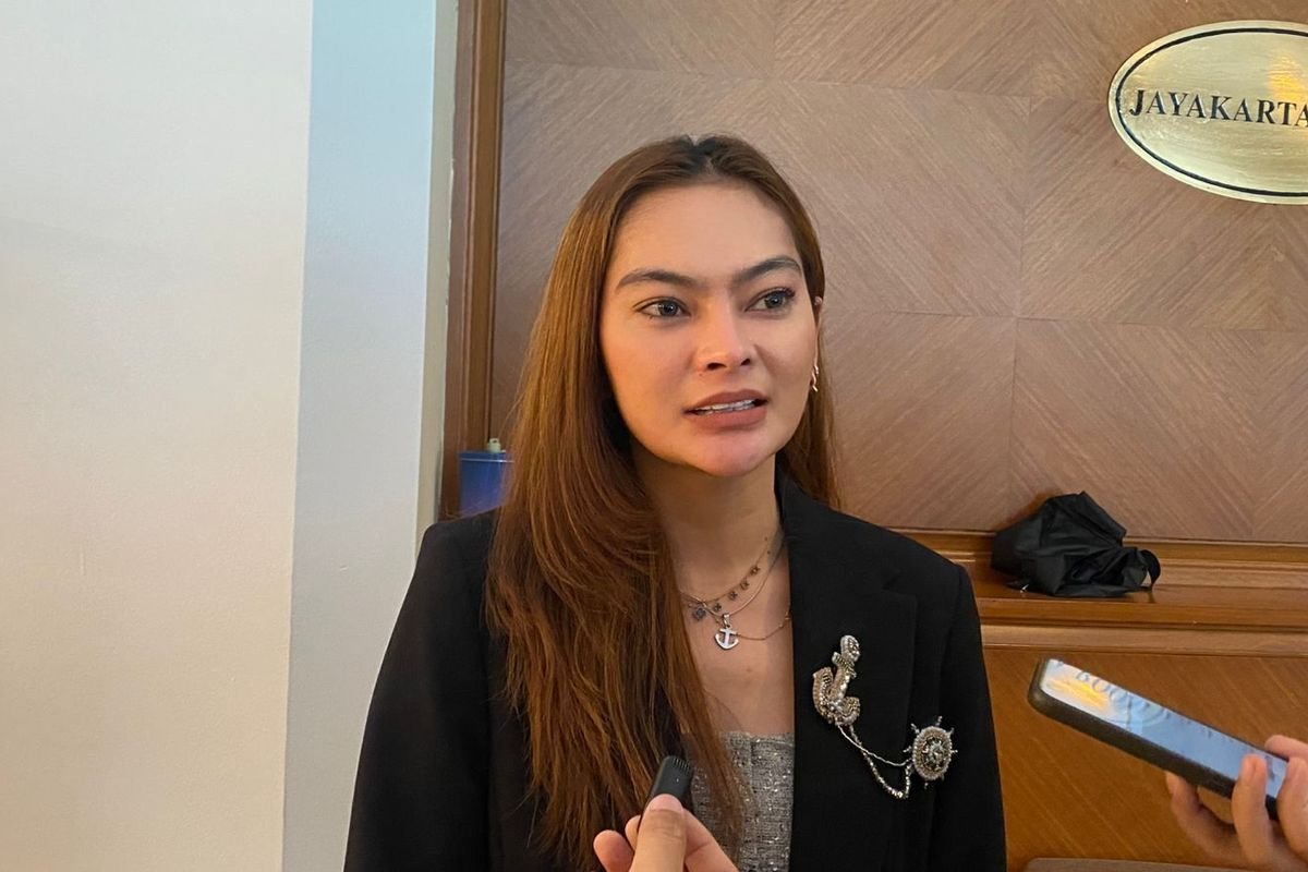 LambeSahamjja's tweet photo. klarifikasi levenia bakom ri soal ketua pb esi dari tni:
- katanya pemimpin esports gk harus paham games
- dari korea, india, sampai federasi internasional, banyak ketua esports justru bukan atlet profesional
- karena di level puncak ini soal tata kelola, diplomasi, dan strategi negara
- bukan skill main game
- yang paling utama adalah mengerti bagaimana atlet mendapatkan yang terbaik, dari latihan sampai prestasi
- ajakannya, stop termakan framing, cari substansinya