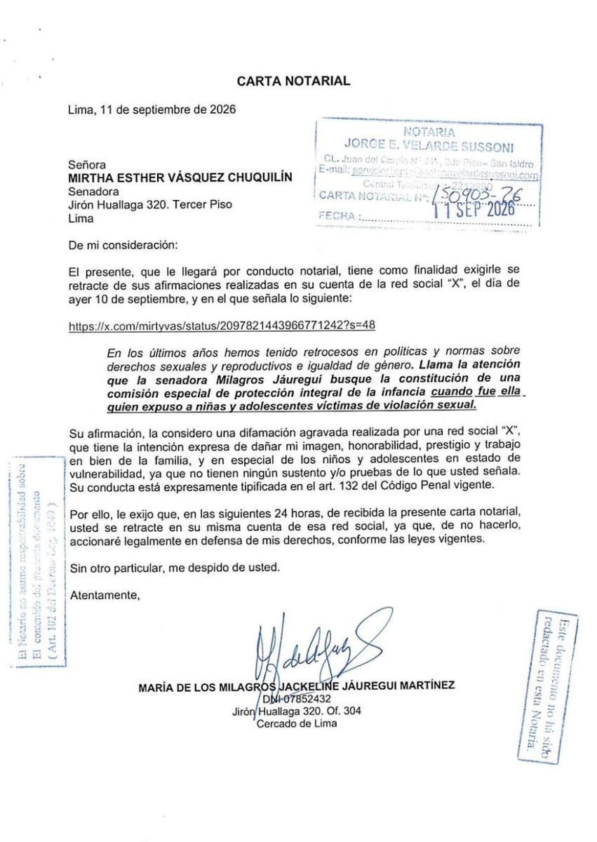 MirtyVas's tweet photo. La senadora Milagros Jáuregui me ha enviado una carta notarial pidiendo que me retracte de mi afirmación respecto a que "fue ella quien expuso a niñas y adolescentes víctimas de violación sexual".

Varios informes periodísticos han constatado la difusión de fotografías de niñas gestantes de entre 10 y 13 años, quienes son usuarias del Centro de Acogida Residencial “La Casa del Padre”, institución que Jáuregui fundó y presidió junto a su esposo.

Incluso, ella misma ha reconocido que la actividad se realizó y que hubo fotografías compartidas en las redes sociales. Por tanto, no existe difamación alguna ni imputación falsa que retractar. Responderé conforme a ley.