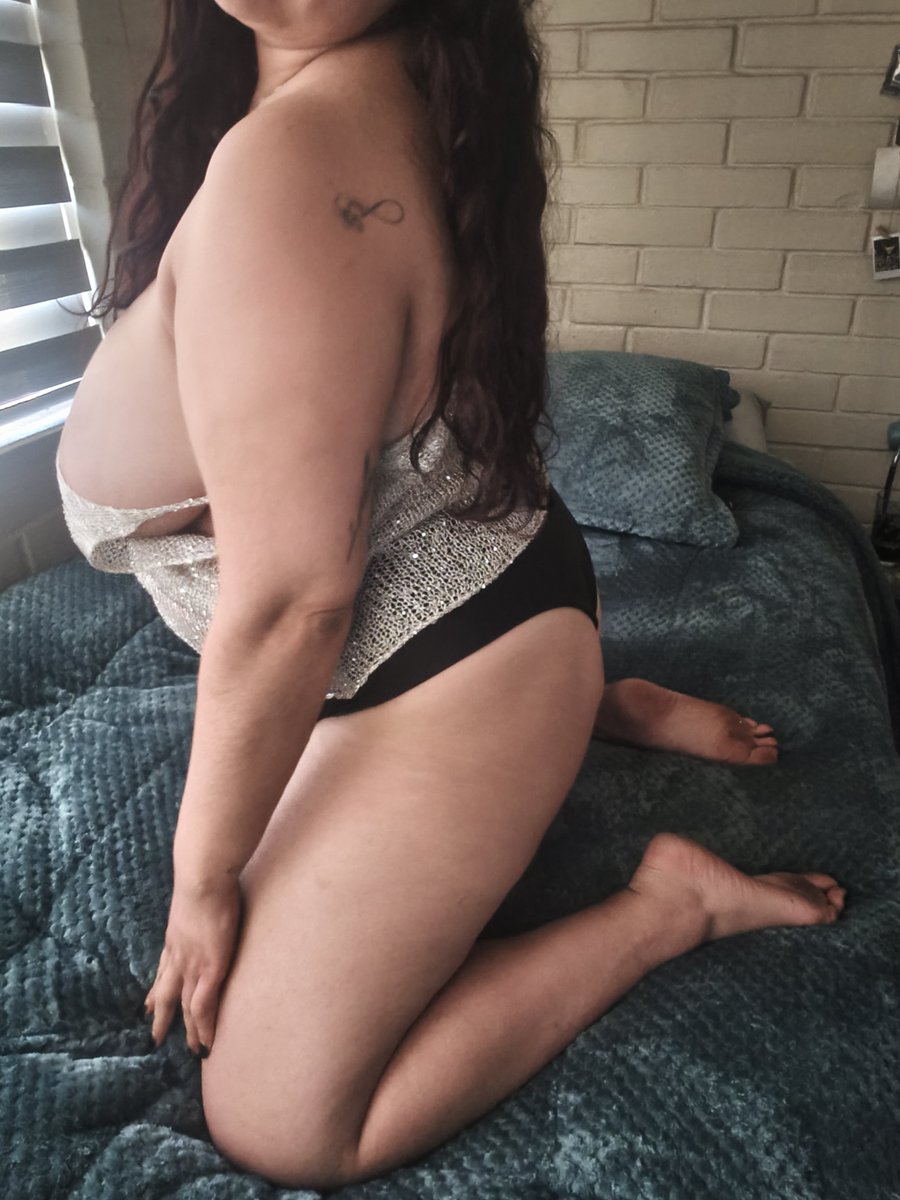 Ladesconoclhal's tweet photo. Que tengan una rica noche ✨
No olviden suscribirse para ver lo más explícito 💦 
https://t.co/ObfYTZ6fGu

#pechosgrandes #gordita #Chile https://t.co/wnokoaAt8D