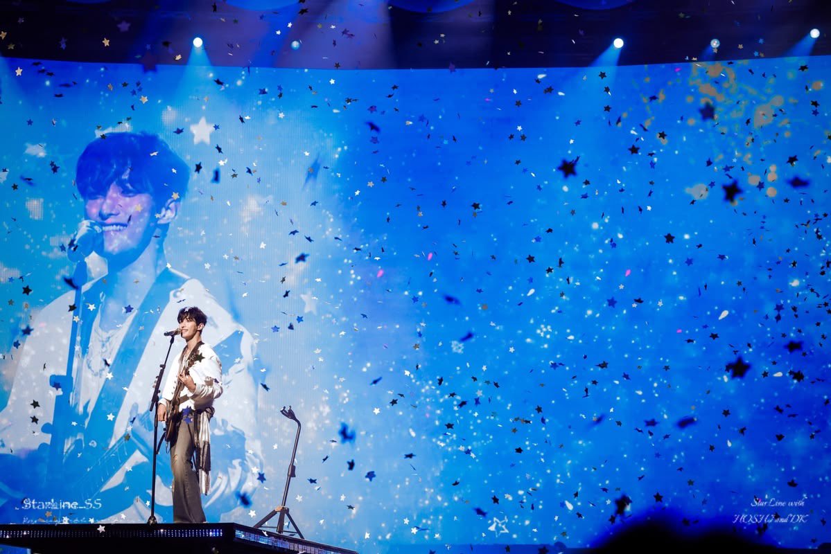 boosardan's tweet photo. i’m envious of anybody who got to experience serenade on stage. it looks like it was straight out of a dream 🦋🩵 https://t.co/QE8KyalWSX