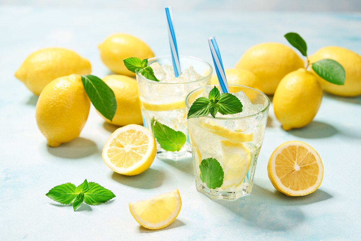 cozyd605318's tweet photo. [Whip up a 2-min iced mint lemonade: muddle 5 mint leaves, add lemon juice, simple syrup u0026 ice—refreshing pick-me-up for hot days! ]， https://t.co/81Zf4Bs9l3