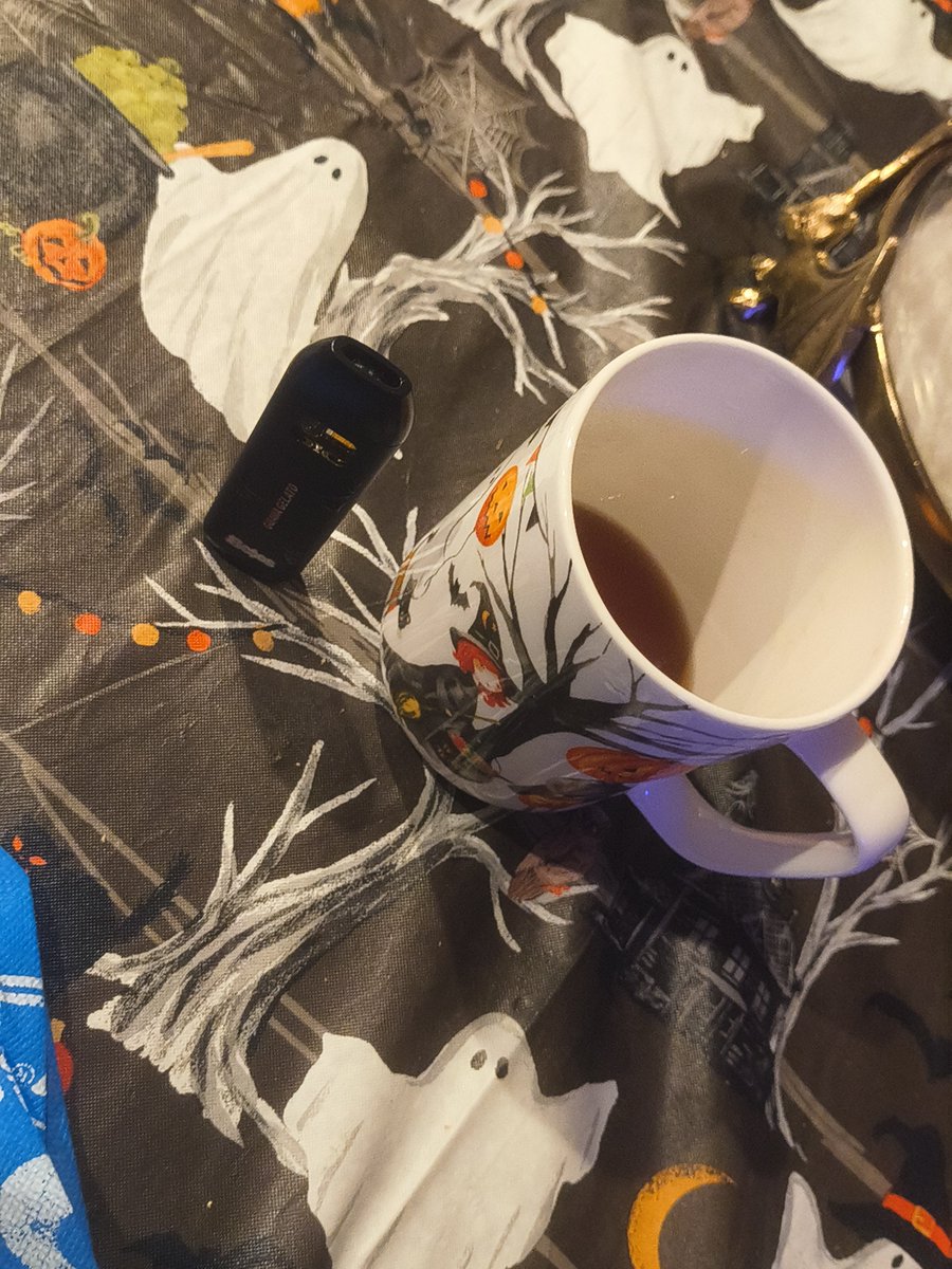 dedsec06801355's tweet photo. Apple cider wit the thin mints can't go wrong https://t.co/DoGkn0VHE5