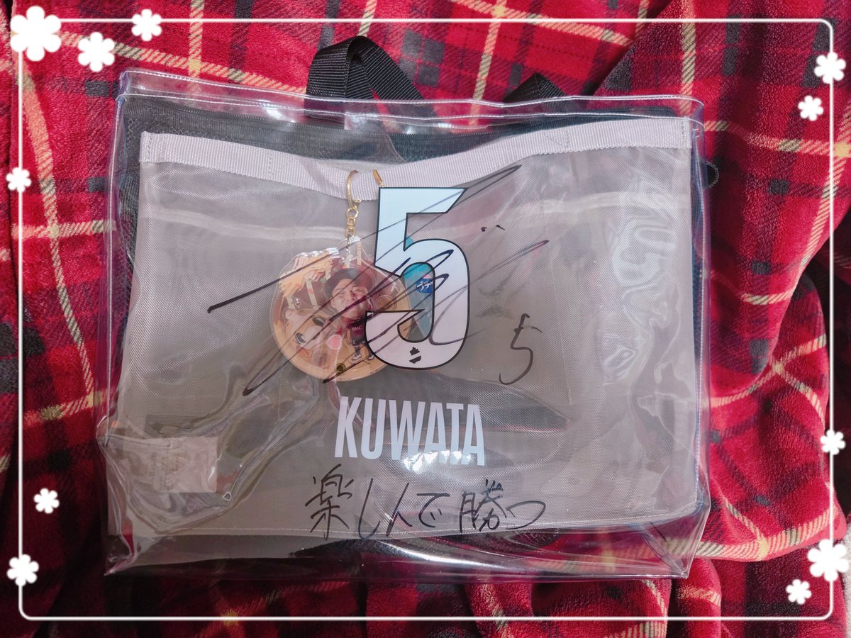 85Ai00's tweet photo. 恐らくハマドリdayのプレサポ
これの持ち手赤です。
違ったらごめんね！！！

A4のバッグinバッグで
快適になります。是非✨

#年に2回のハマドリ集金 https://t.co/CbsvppUSPW