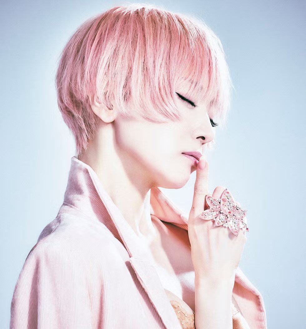 cmko09_XG's tweet photo. うおーーい今日発売のココナ表紙のBASAARに林檎さんのブシュロン第二弾も載ってるらしい！！！！やばい！！！！推し×推し！！！！最高！！！！！！！！テニイレル！！！！(断言)(※忙しい人のための摩訶不思議アドベンチャーより) https://t.co/ALkJ1GqzD8