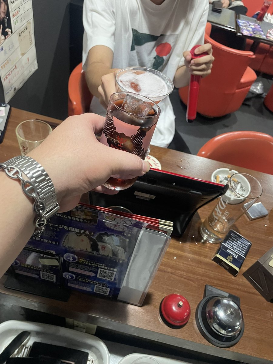 uta_nicobar's tweet photo. 退勤してます！！
ドリンクもありがとうございました
次はシルバーウィーク!! https://t.co/HU58IKodaw