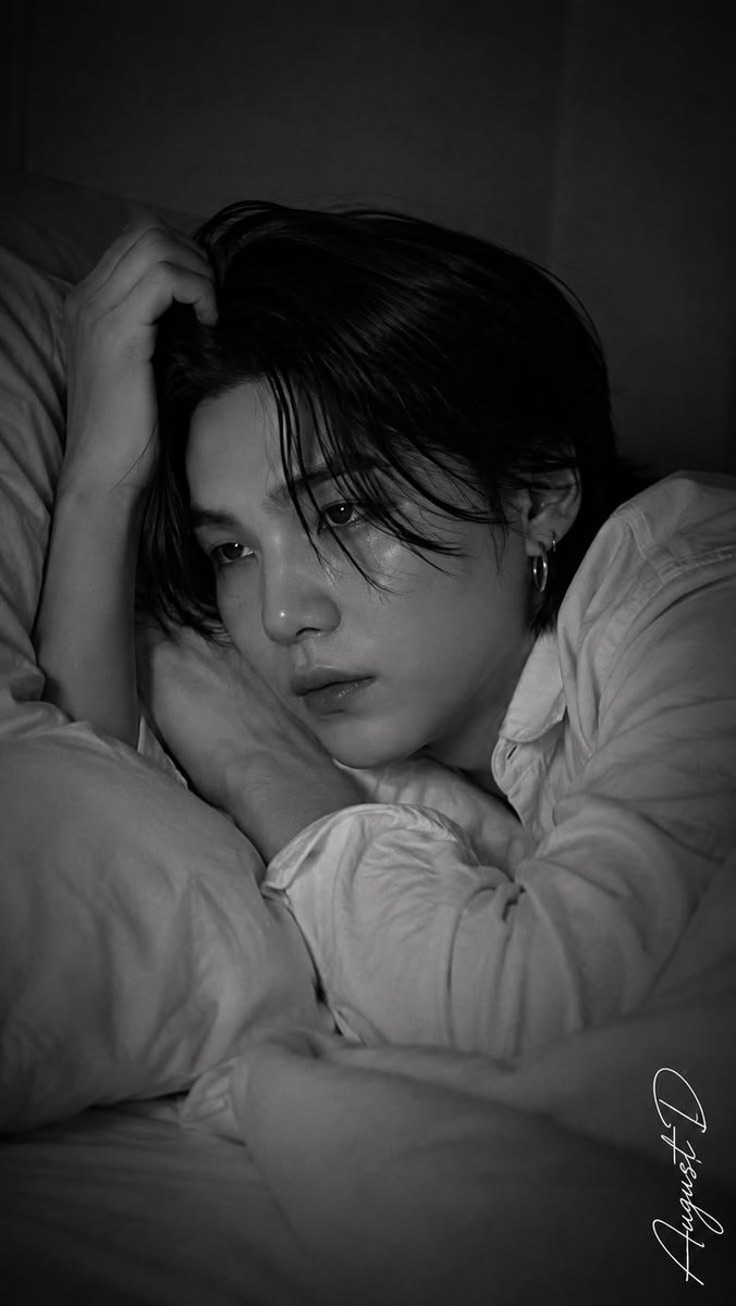 virtuosic_'s tweet photo. Wearing blue 
As melancholy on skin
Not bright
just heavy weather 
That stays
Low dusk refusing to lift
Quiet— close
Pressing always
I carry its hush
It carries me today https://t.co/3oQfU4VThS