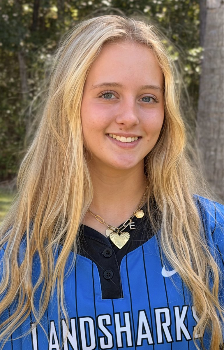 2030EllaTweed's tweet photo. I had fun and learned so much at the College of Charleston Pitching Clinic tonight. Can’t wait to go back! @MaggieMrowka @coachcrawford4 @clay50922 @SidwellRob @OceansideSoftb1 @ExtraInningSB @PrepSoftball @D1Softball https://t.co/h8PlEnoP5Z
