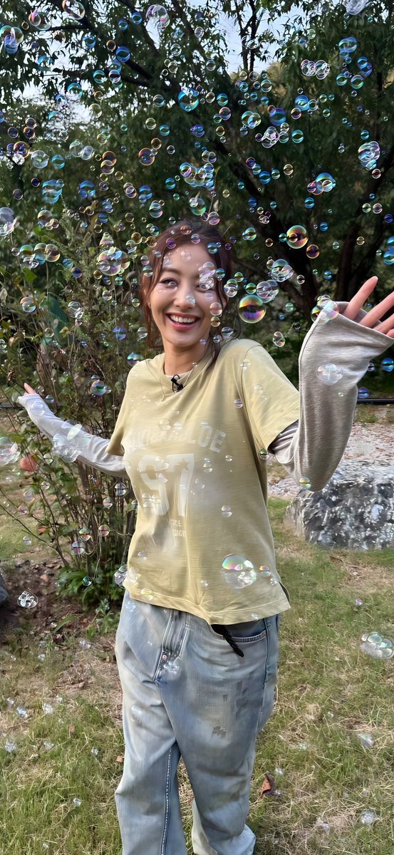 ForeverTwiceOT9's tweet photo. Jihyo Instagram update. Part 1

FULL SCREEN WALLPAPERS.

Go to my Google drive and download 
80000 HD Twice photos for free.

#TWICE #트와이스 #ONCE #원스 #OT9
#지효 #ジヒョ #JIHYO #志效 https://t.co/mVAaGhaWhB
