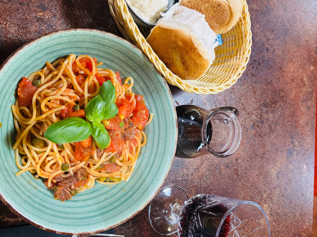 ariev459920's tweet photo. A cozy dinner night with homemade tomato pasta and a glass of iced lemon tea  such a perfect small delight after a busy day! https://t.co/J2Gdbxauqi