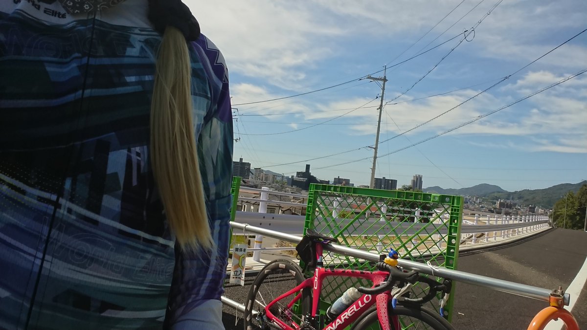ChanShin39's tweet photo. 今日のロードバイク朝練終了
9月なのにまだあちー https://t.co/rpIyhcMYkL