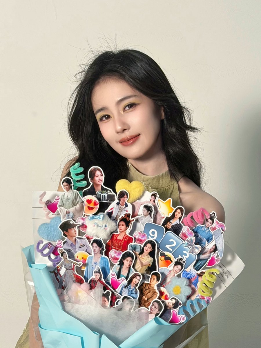 lokii_1220's tweet photo. #BaiLu Studio Update 

A "deer"-themed surprise iust dropped! One girl received a "pain flower" and instantly shared its adorable everyday moments ❥(ゝω・✿ฺ)  . Ten years of starlight, in the name of flowers-wishing bailu a life as beautifu as a blooming deer 🌷 https://t.co/wQW5gDNGFb